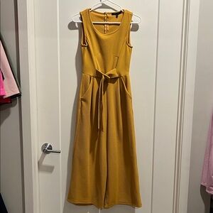 Women’s Yellow Sleeveless Jumpsuit with Belt, SIZE S